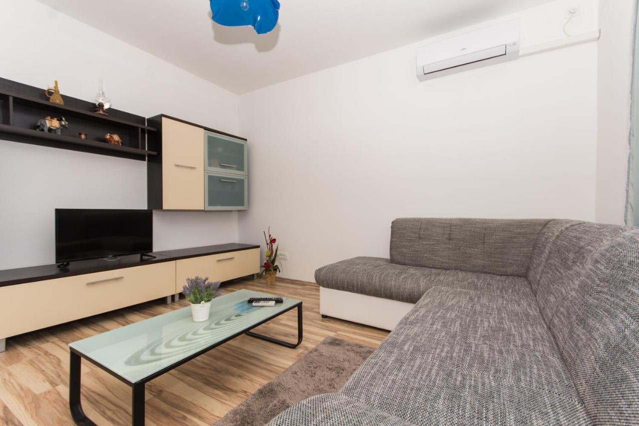 Apartments Ploka Okrug Gornji Exterior foto