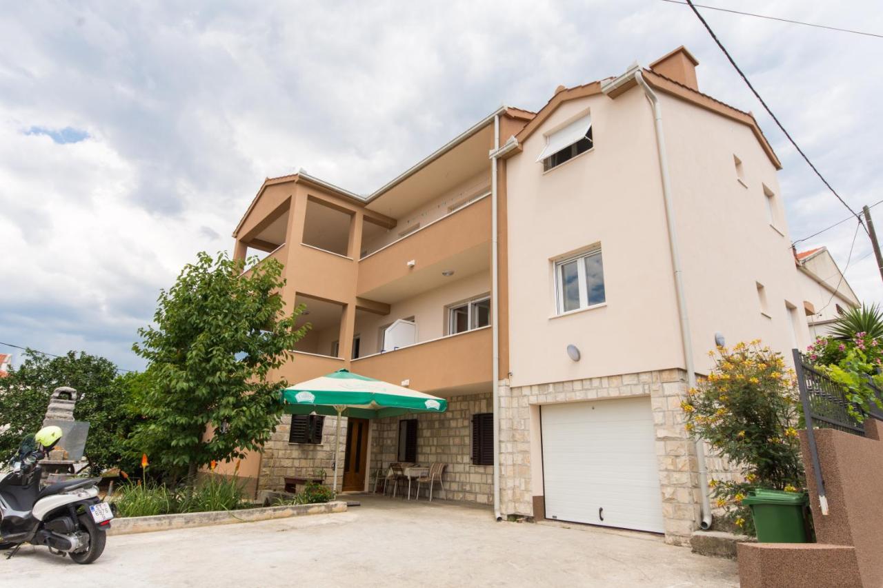 Apartments Ploka Okrug Gornji Exterior foto