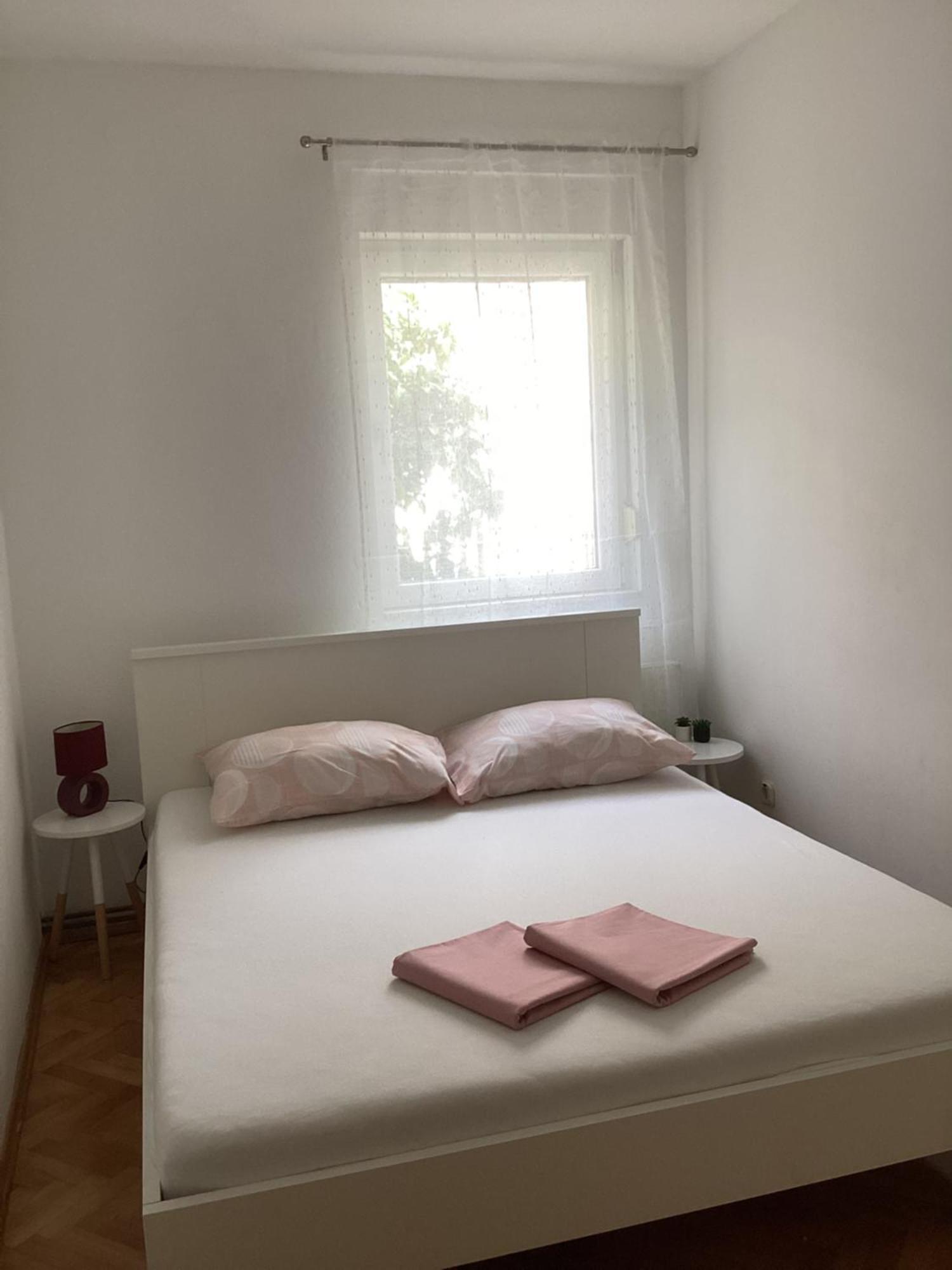 Apartments Ploka Okrug Gornji Exterior foto